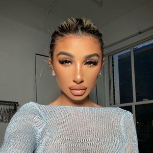 Meet your Posher, Manley